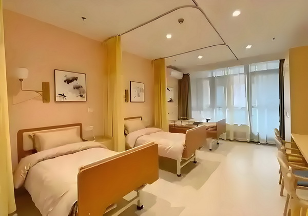 不会唱歌却开演唱会，58岁的郑伊健消费情怀？
